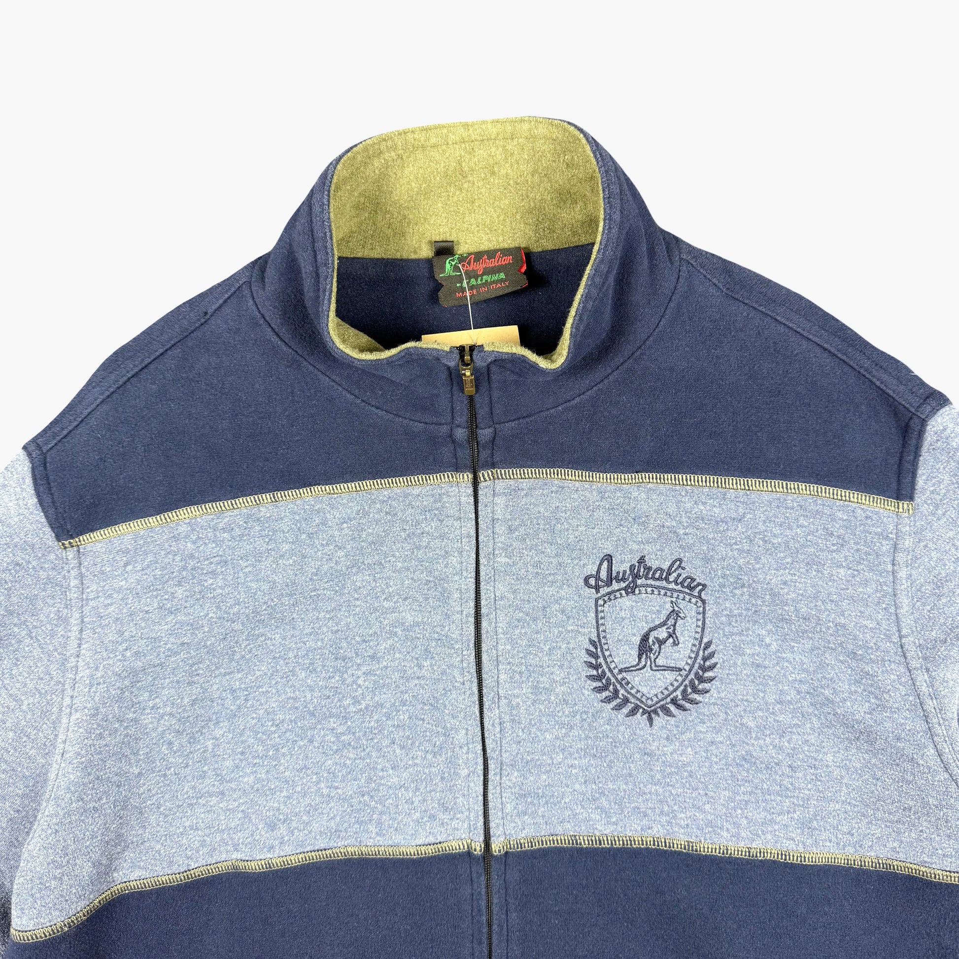 Vintage Australian Sweatshirt | L