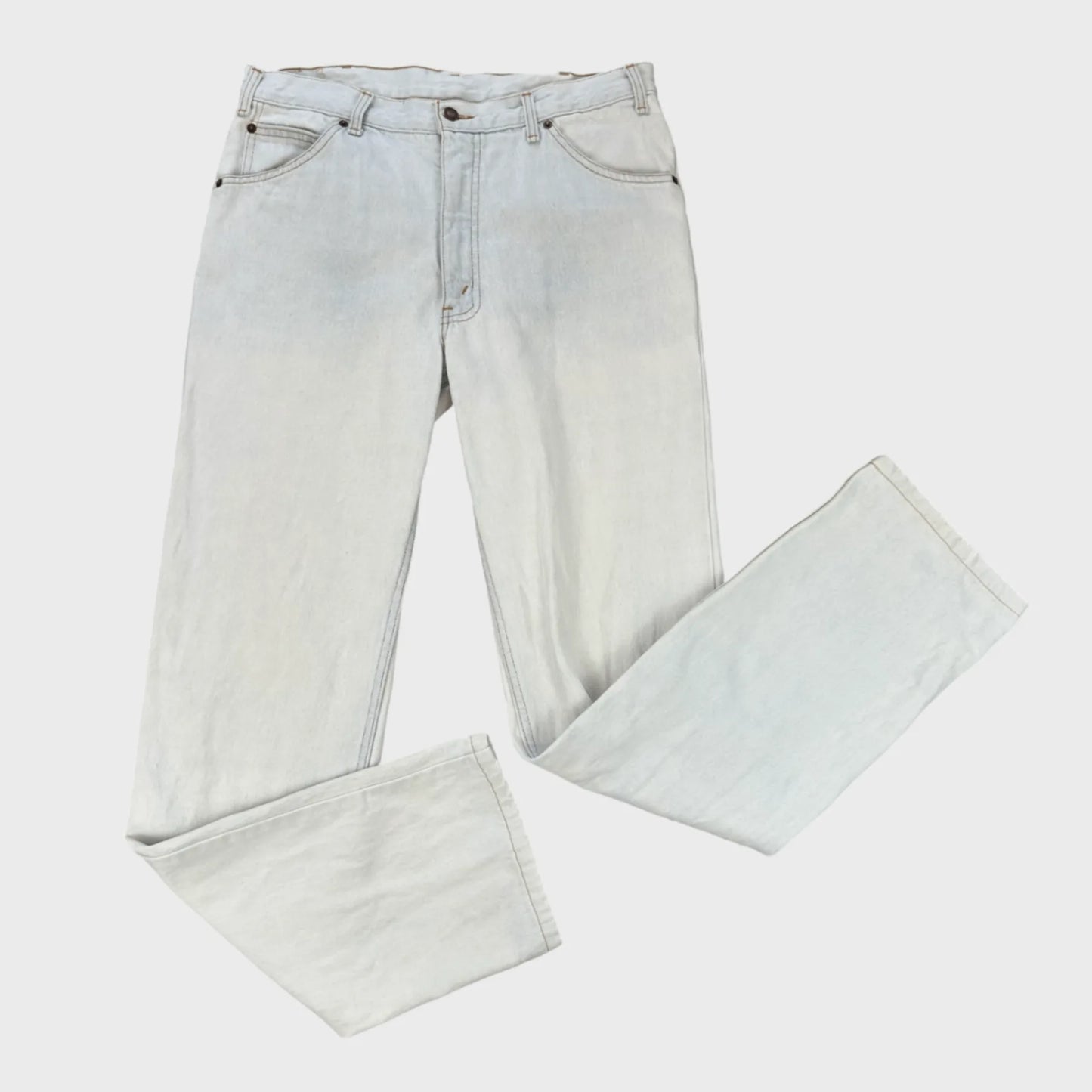 Vintage Levis Jeans | 43cm Waist
